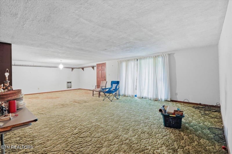 12213 Chapman Hwy, Seymour, TN 37865