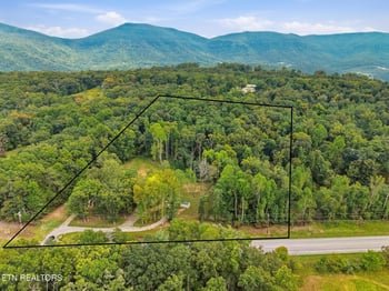 12253 Highway 127, Crossville, TN 38572