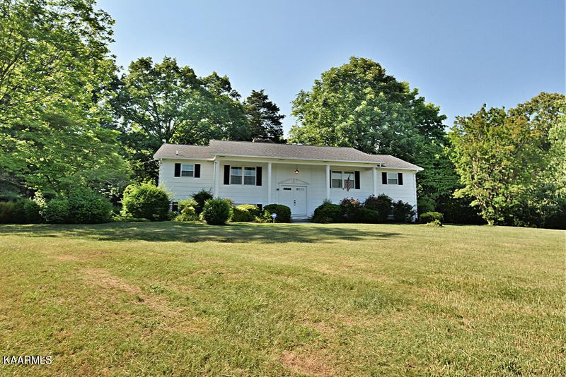 1226 James Ferry Rd, Kingston, TN 37763
