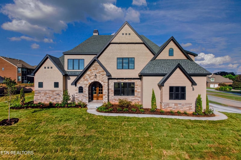 12265 Fredericksburg Blvd, Knoxville, TN 37922