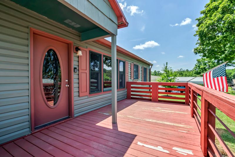 1227 Morgan St, Athens, TN 37303
