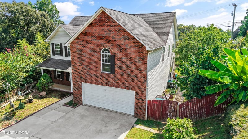 1227 Oak Haven Rd, Knoxville, TN 37932
