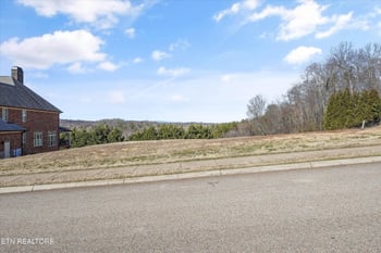 1228 Anthem View Ln, Knoxville, TN 37922