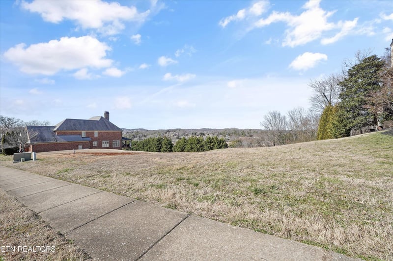 1228 Anthem View Ln, Knoxville, TN 37922