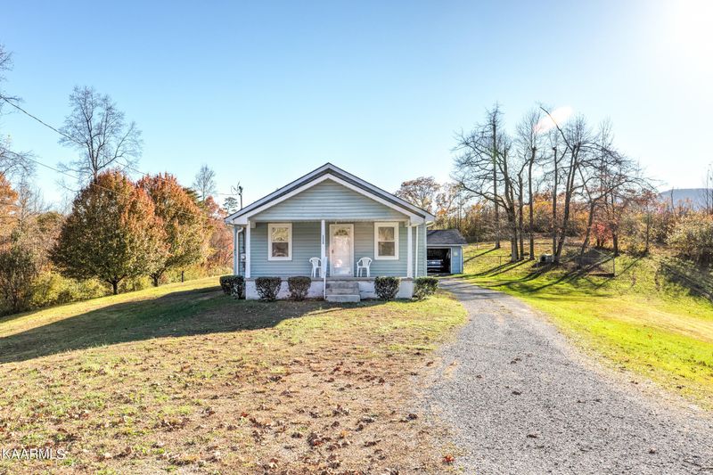 1228 Ridge Rd, Caryville, TN 37714