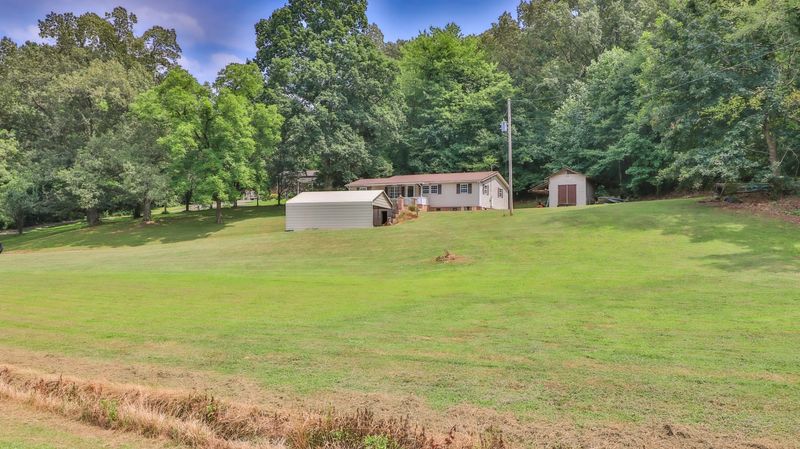 1229 Everett Rd, Knoxville, TN 37932
