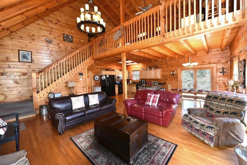 1229 Secona Way, Sevierville, TN 37876
