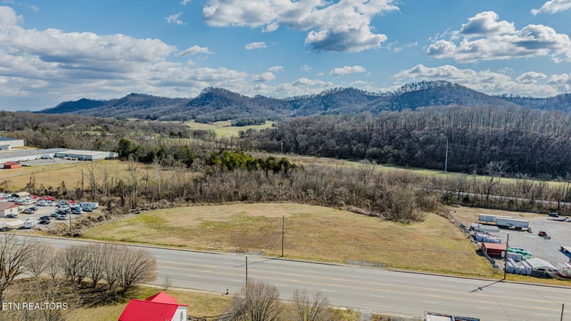 1229 U S 411, Etowah, TN 37331