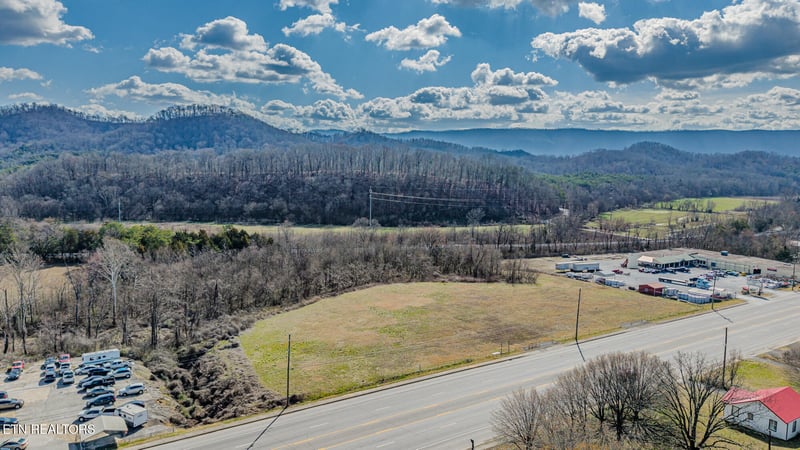 1229 U S 411, Etowah, TN 37331