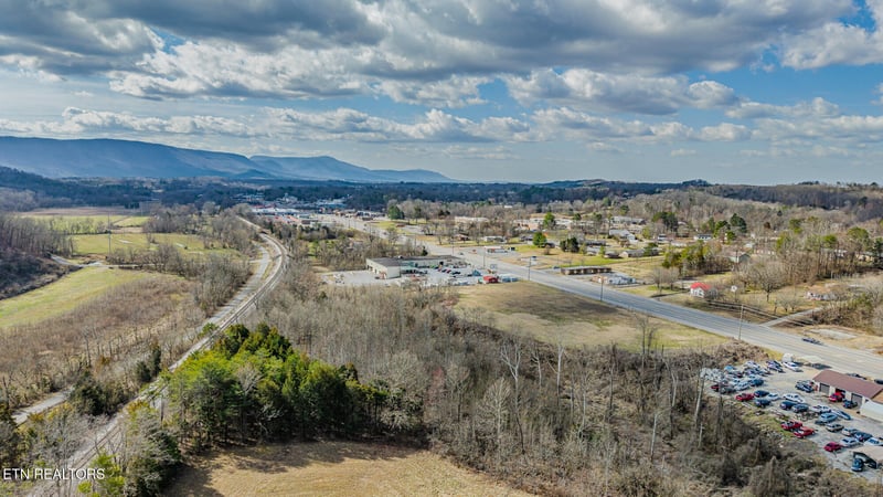 1229 U S 411, Etowah, TN 37331