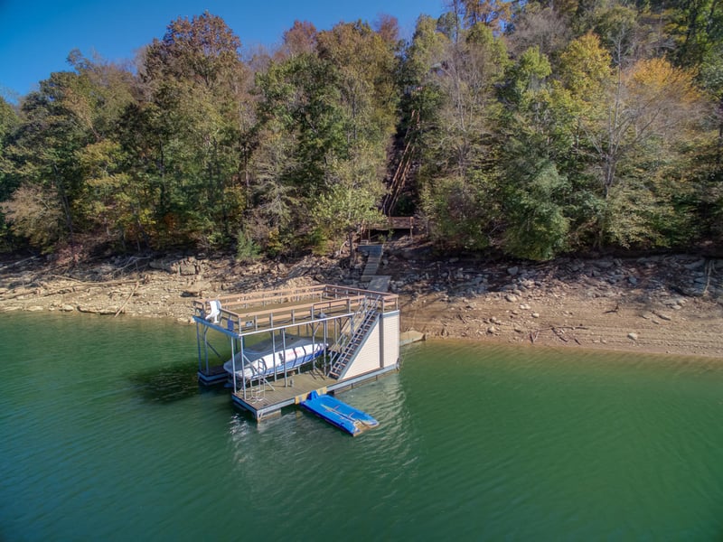 122a Harness Ln, Speedwell, TN 37870