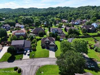 123 Capital Cir, Oak Ridge, TN 37830