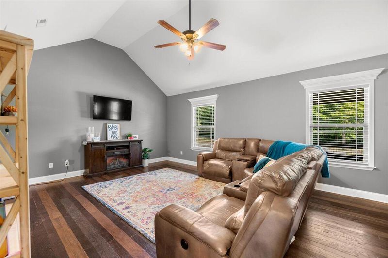 123 County Road 786, Etowah, TN 37331