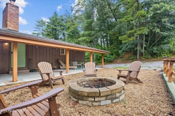 123 Cutter Gap Rd, Townsend, TN 37882