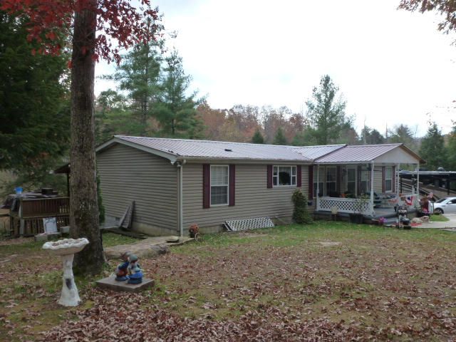 123 Doc Huling Rd, Robbins, TN 37852