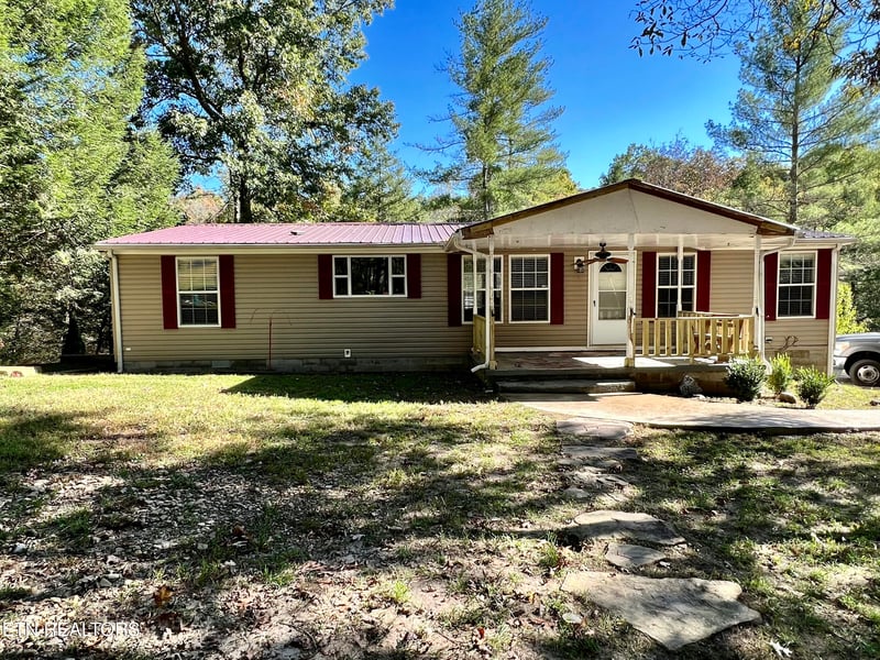 123` Doc Huling Rd, Robbins, TN 37852