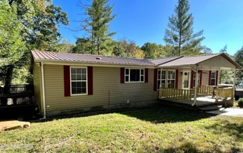 123` Doc Huling Rd, Robbins, TN 37852