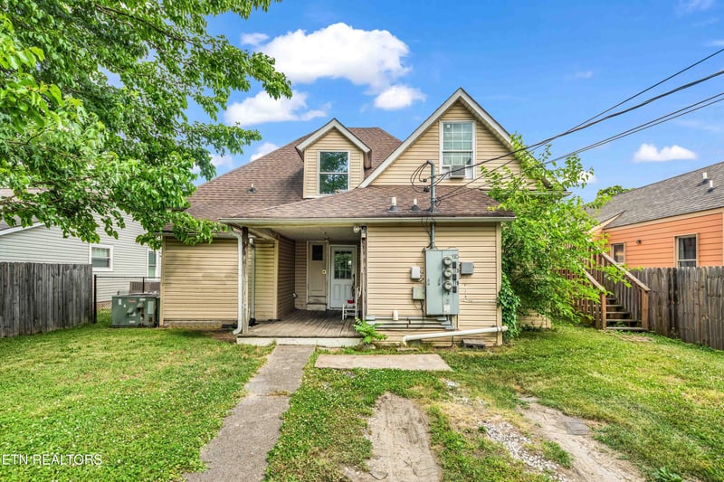 123 E Springdale Ave, Knoxville, TN 37917