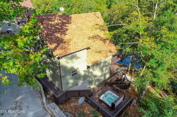 123 Flat Lake Cir, Speedwell, TN 37870