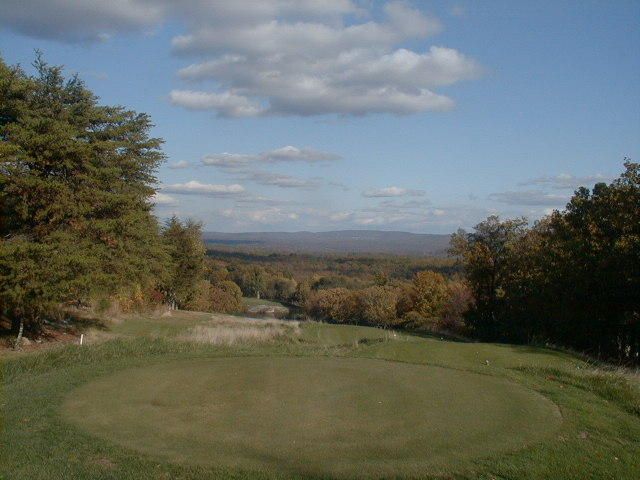 123 Hamlet Dr, Fairfield Glade, TN 38558