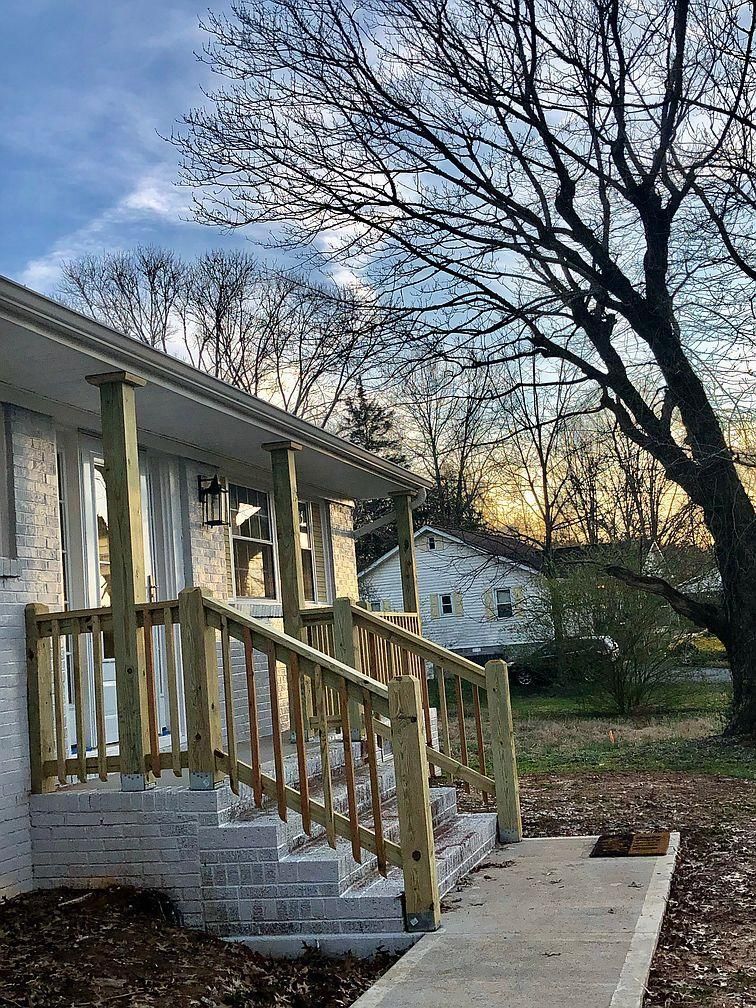 123 Houston Ave, Oak Ridge, TN 37830
