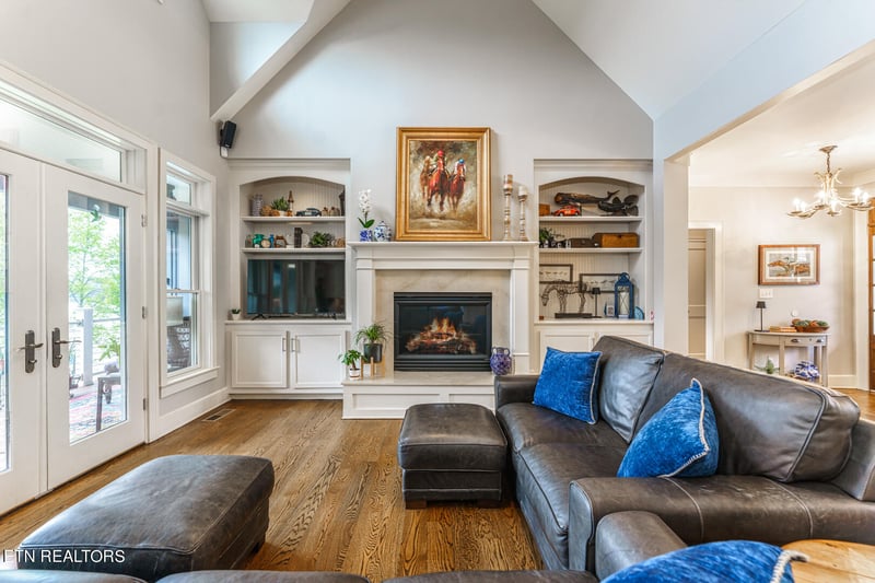 123 Indian Shadows Dr, Maryville, TN 37801