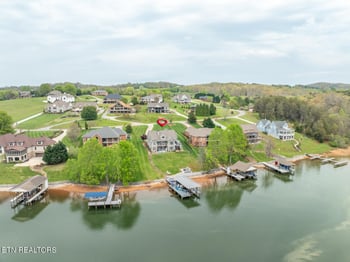 123 Indian Shadows Dr, Maryville, TN 37801