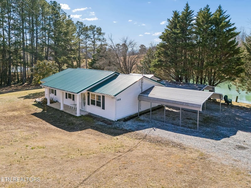 123 Jerry Cardin Ln, Friendsville, TN 37737