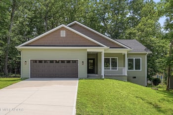 123 Lakewood Dr, Crossville, TN 38558