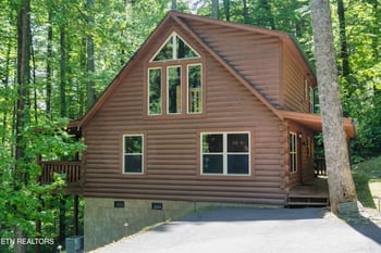 123 Laurel Way, Gatlinburg, TN 37738