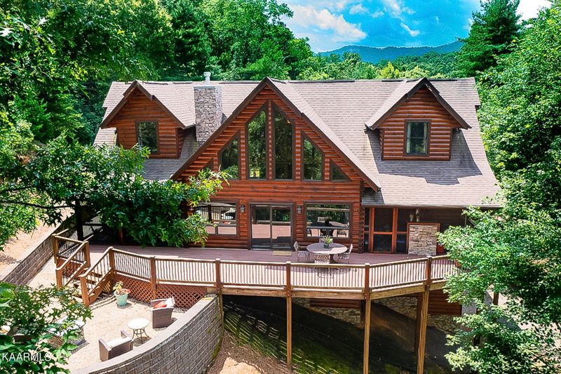 123 Le Conte View Ln, Townsend, TN 37882