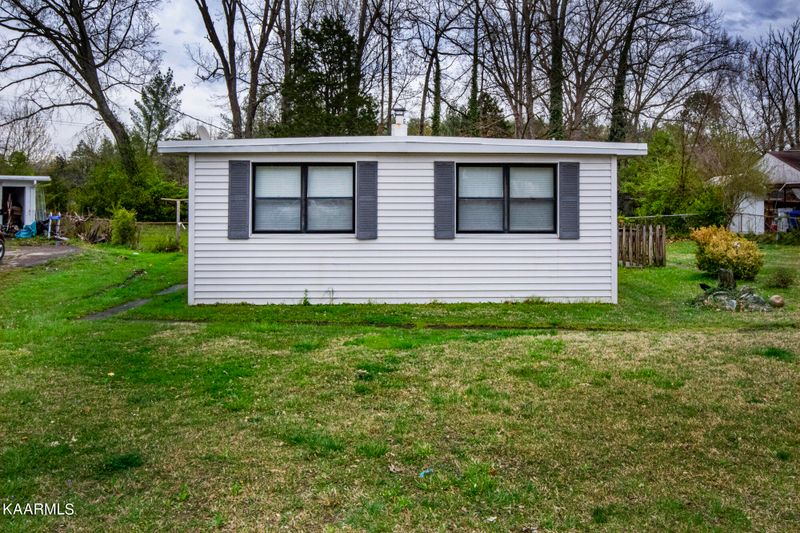 123 Marietta Cir, Oak Ridge, TN 37830