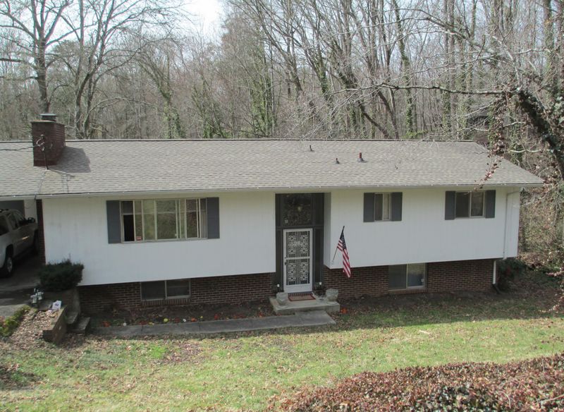 123 Nebraska Ave, Oak Ridge, TN 37830