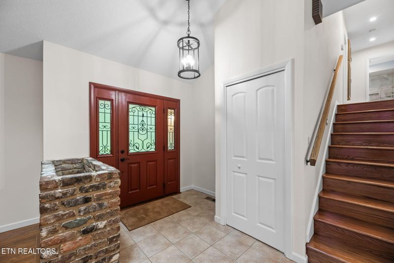 123 Netherlands Rd, Oak Ridge, TN 37830