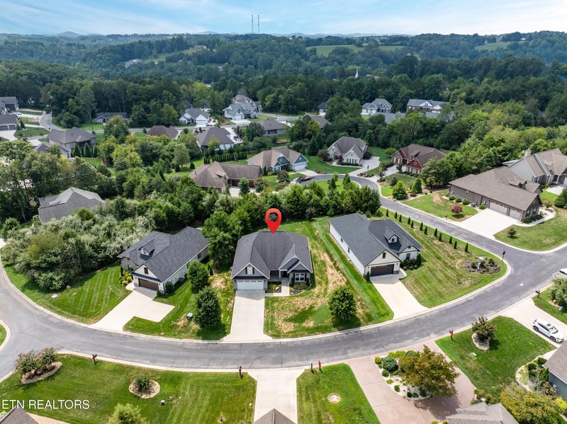123 Pocola Way, Loudon, TN 37774
