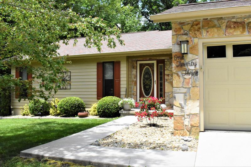 123 Pomeroy Dr, Fairfield Glade, TN 38558