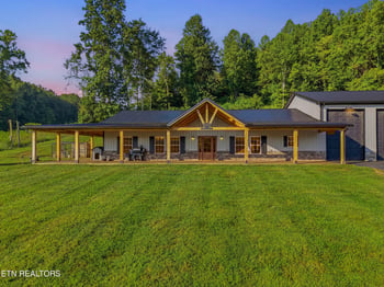 123 Raccoon Valley Rd, Maynardville, TN 37807