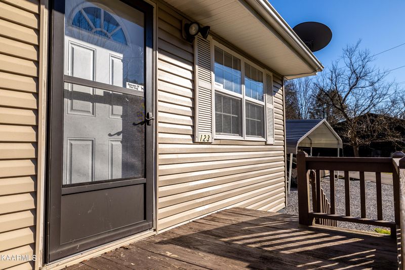 123 Reagan Branch Rd, Seymour, TN 37865