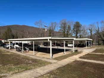 123 Upper Airbase Ln, Briceville, TN 37710