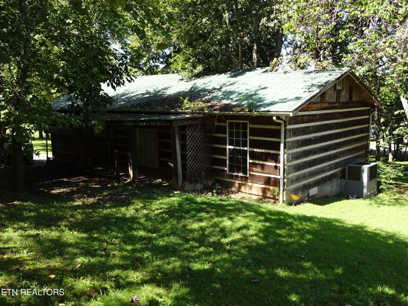 123 Valley View Dr, Loudon, TN 37774