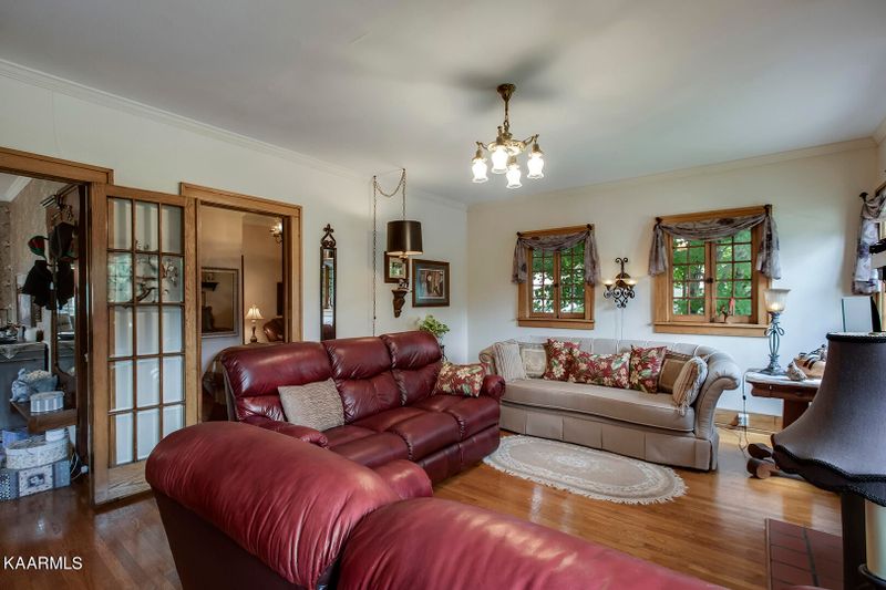 1230 Washington Ave, Etowah, TN 37331