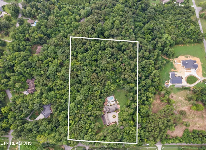 12306 Yarnell Rd, Knoxville, TN 37932