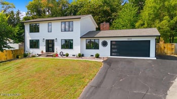 12312 W Kings Gate Rd, Knoxville, TN 37934