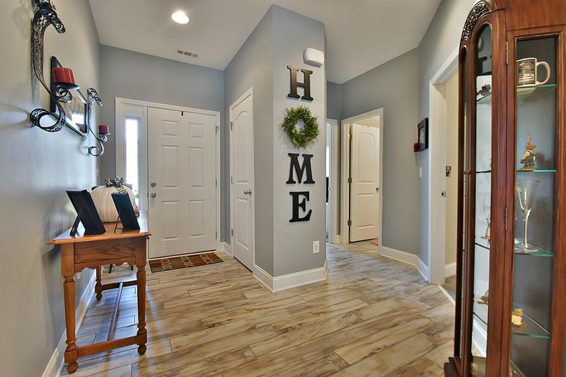 12314 Chirping Bird Ln, Knoxville, TN 37932