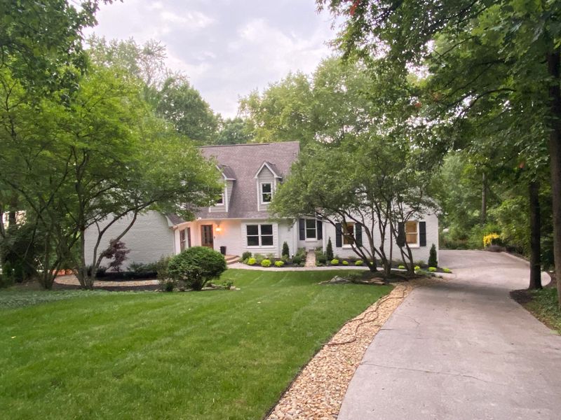 12317 Singing Hills Point, Farragut, TN 37934