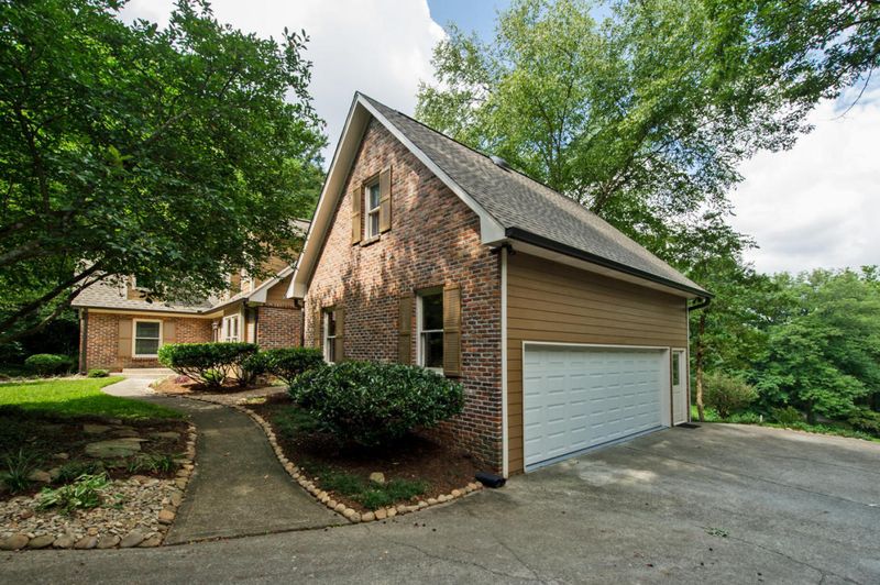 12317 Singing Hills Point, Knoxville, TN 37934
