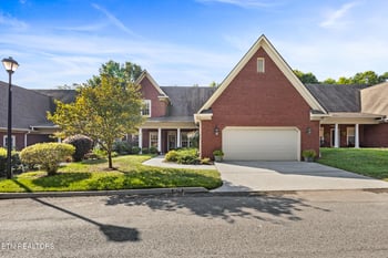 12318 Willow Ridge Ln, Knoxville, TN 37934