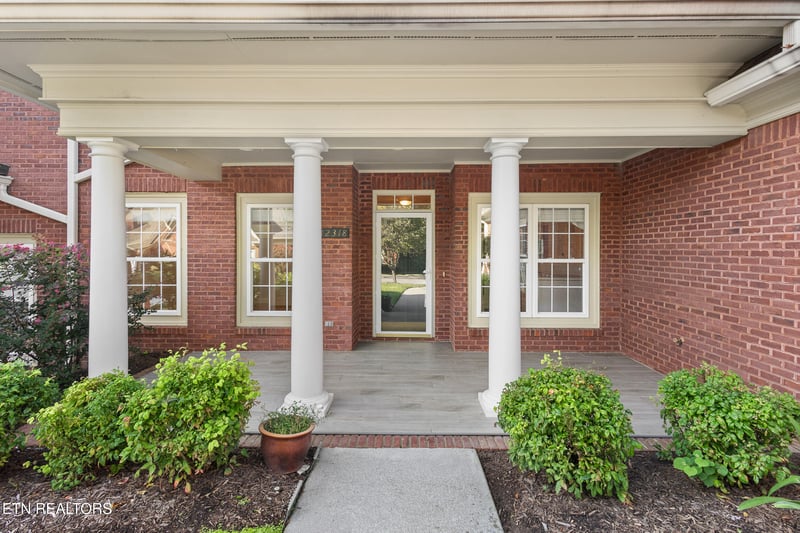 12318 Willow Ridge Ln, Knoxville, TN 37934