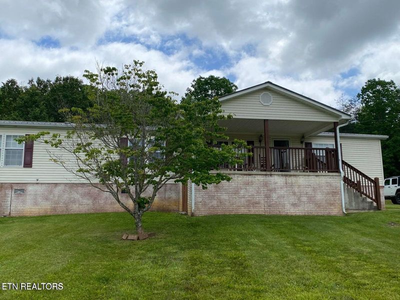 12320 Scott Hwy, Helenwood, TN 37755