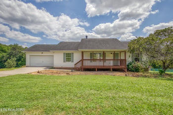 1233 Buford Ct, Greenback, TN 37742
